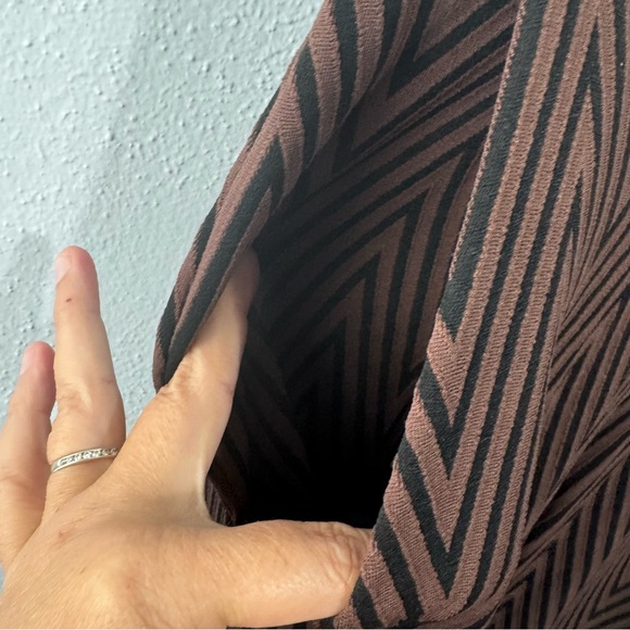 Noli Vienna black brown chevron jogger size medium - Picture 4 of 8